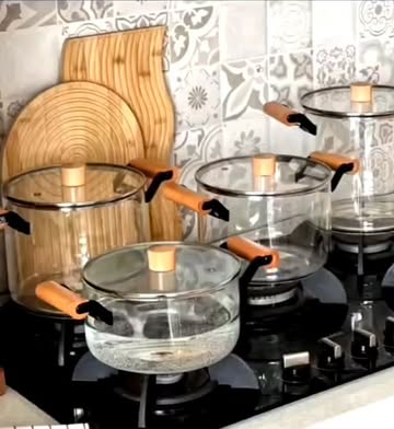 قابلمه پیرکس دسته چوبی